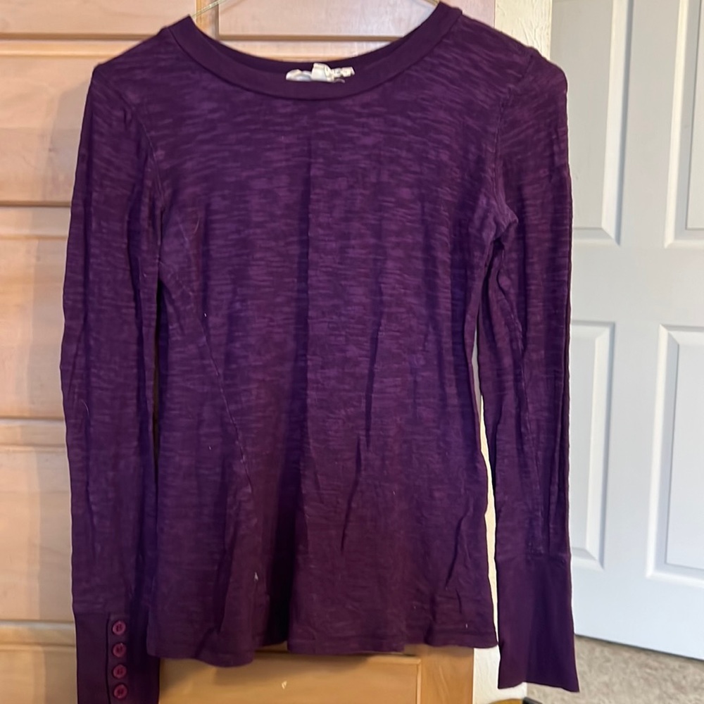 Derek Heart purple shirt